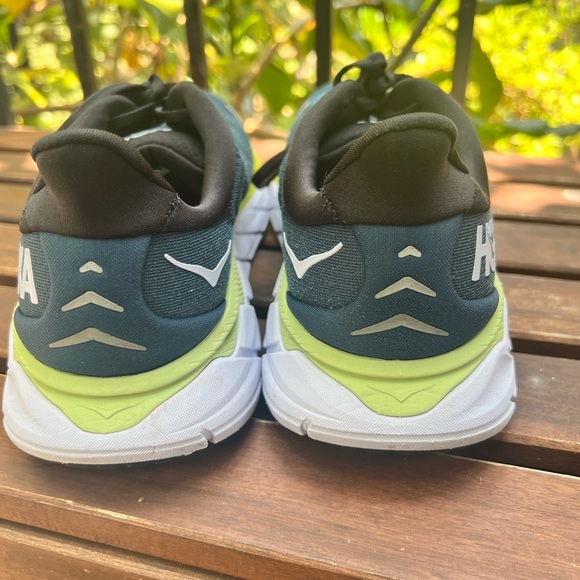 Hoka One One Arahi 6 Blue Graphite sneakers in size 10D - Picture 12 of 13